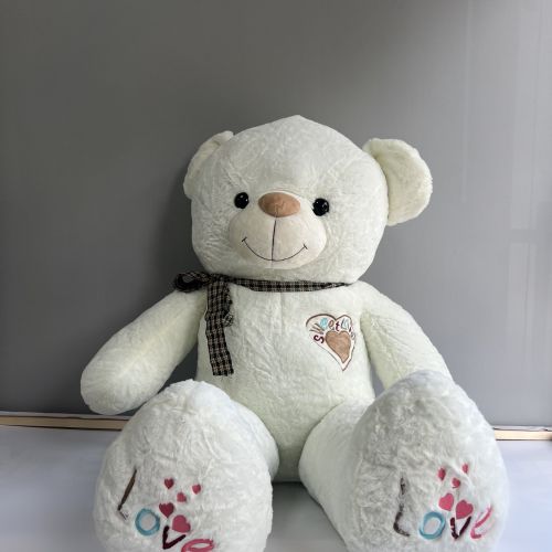 Медведь с сердцем LOVE 65 см